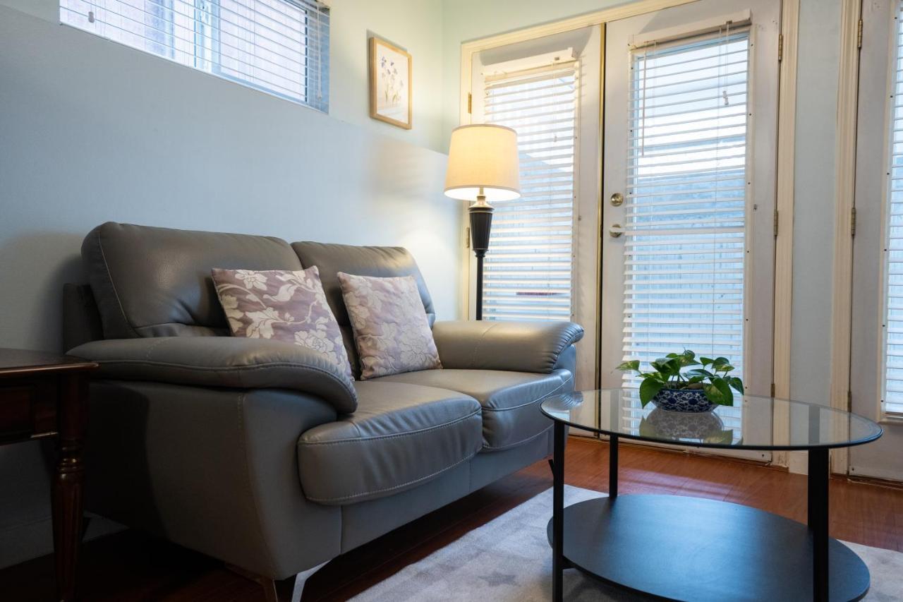 Lovely 1Br Secondary Suite With Separate Entrance Нью-Вестминстер Экстерьер фото